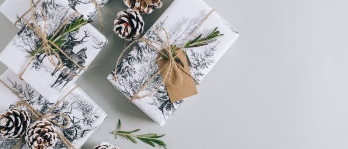 SIX HOLIDAY GIFTS FOR YOUR BOSS