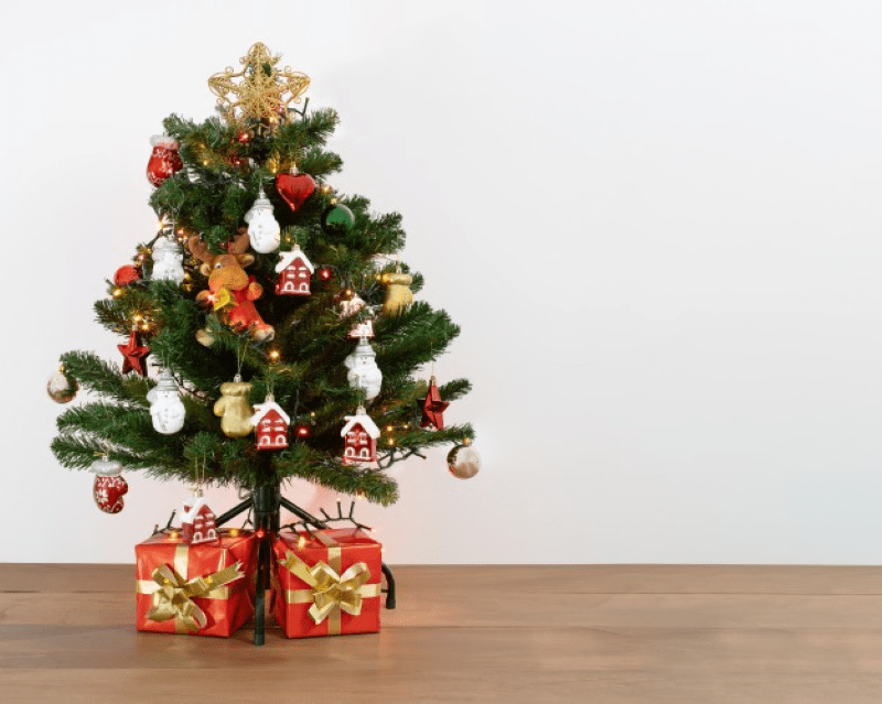 Unlock Endless Decorating Possibilities With A Beautiful 6 Foot Artificial Christmas Tree