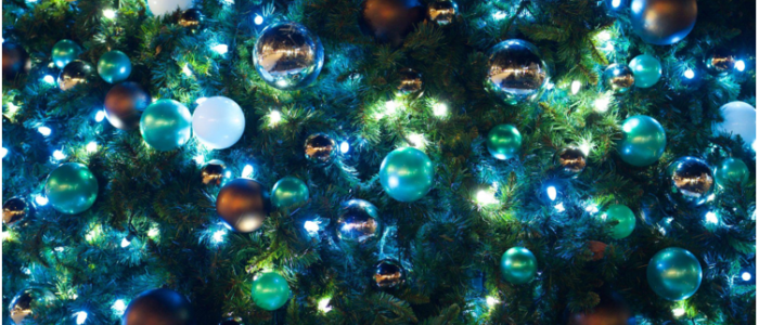 A Complete Guide to Choosing the Perfect Prelit Artificial Christmas Tree