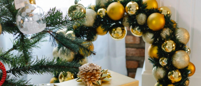 Celebrate Christmas with a Stunning Prelit Christmas Tree